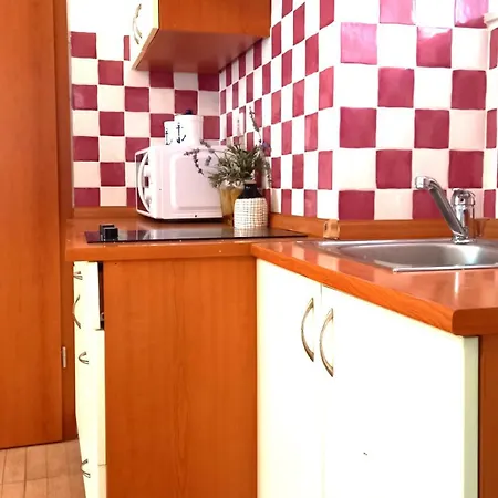 Donda Apartman *
