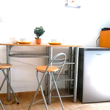Apartman Donda *