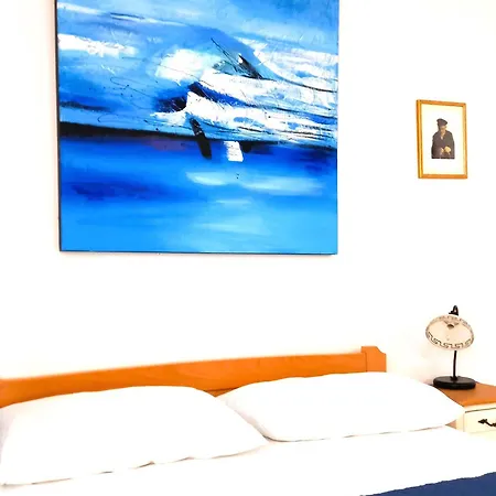 Donda Apartment